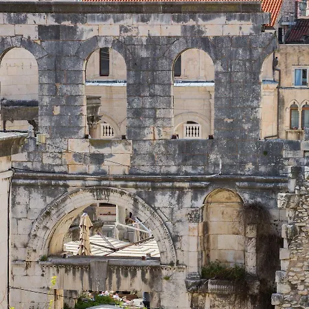 Palace Porta Argentea Luxury *