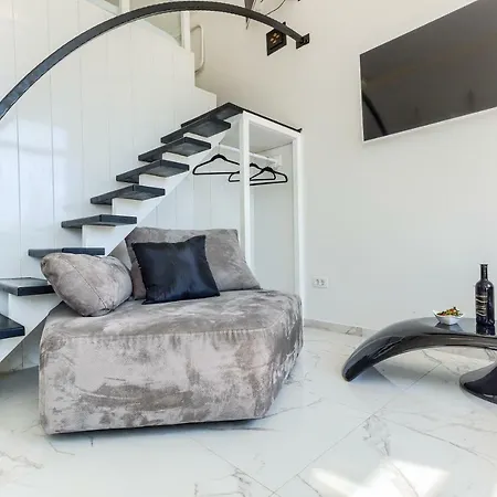 Palace Porta Argentea Luxury Apartment *
