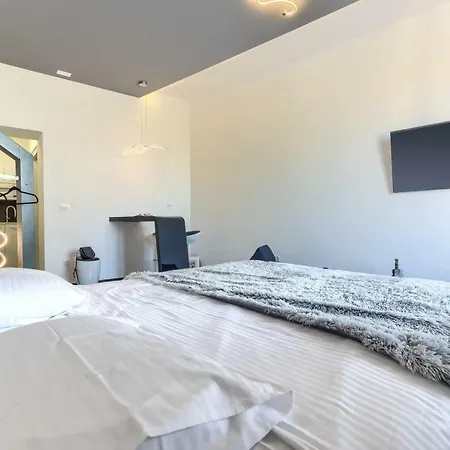Palace Porta Argentea Luxury * ספליט
